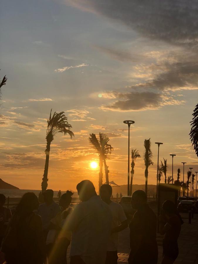 Playa Victoria Mazatlán