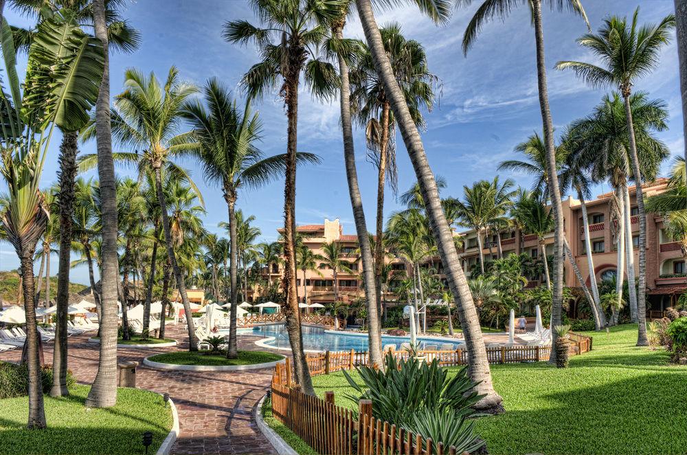 Pueblo Bonito 4*