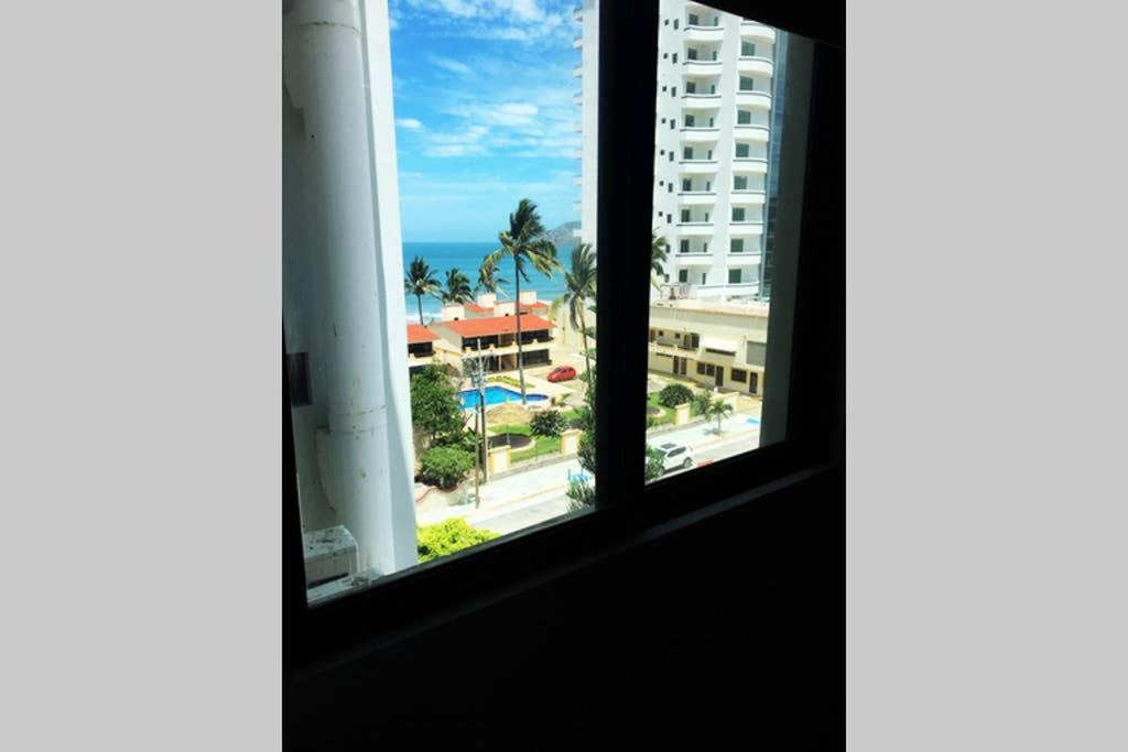 Apartment Depadelux 35 Mt De La Playa! Zona Dorada Vista Al Mar!