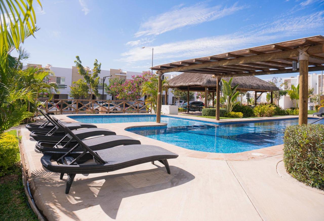 Casa En Privada Frente A La Playa Con Alberca! Сasa de vacaciones *