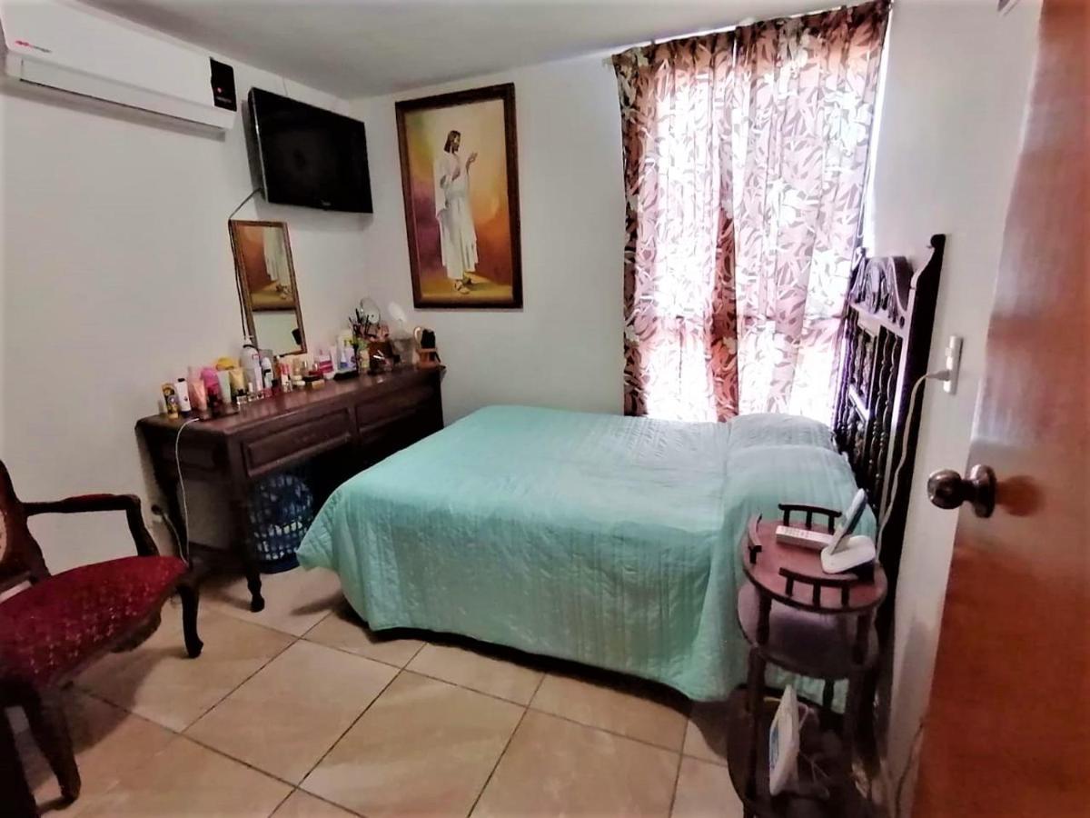 Depa Centrico A 2 Cuadras De A Playa, Central, Acuario. Apartamento Mazatlán