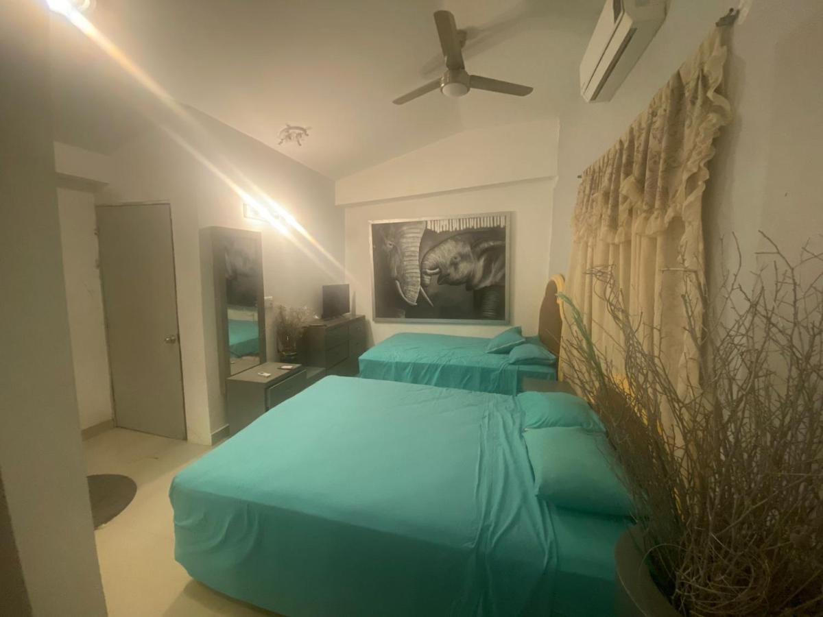La Casona Boutique Lomas Hostel
