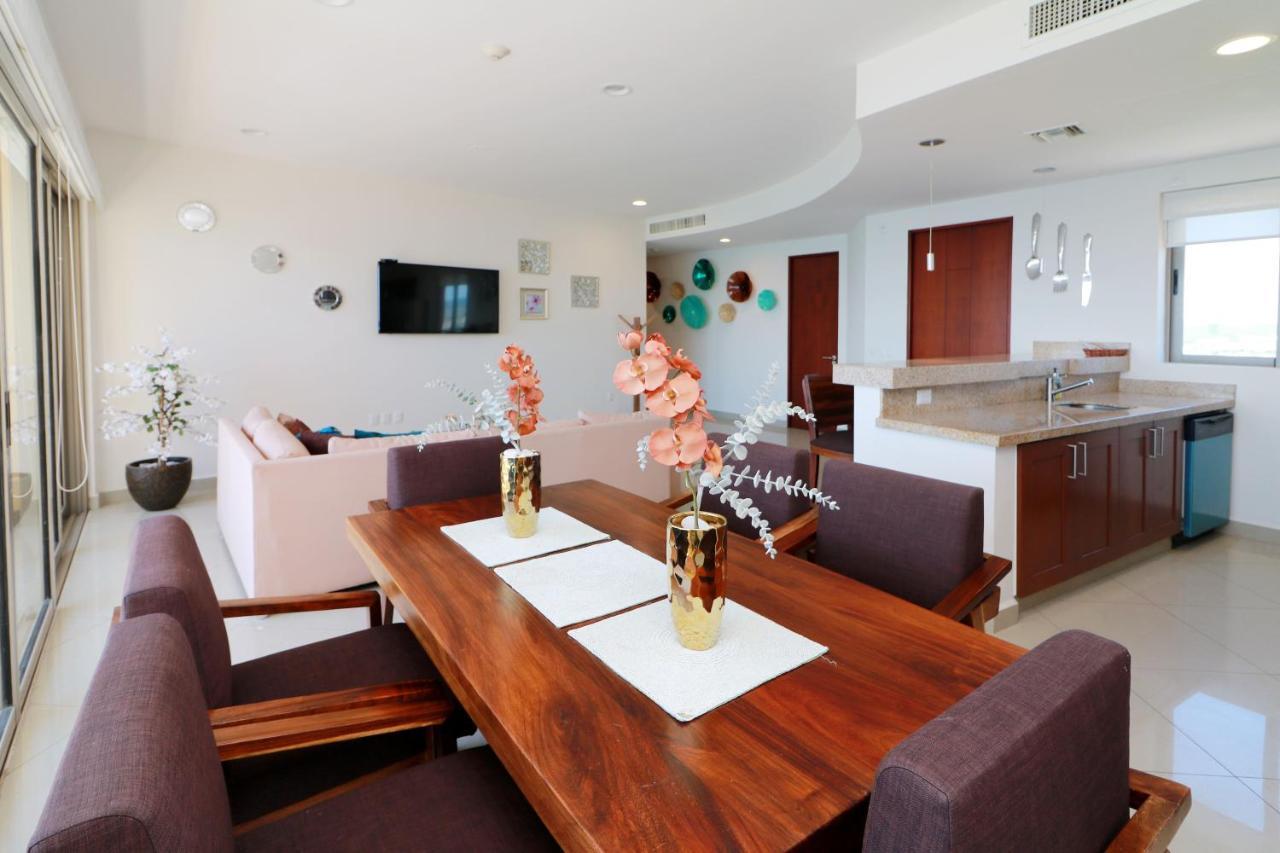 Gavias Grand Apt. 1415 *