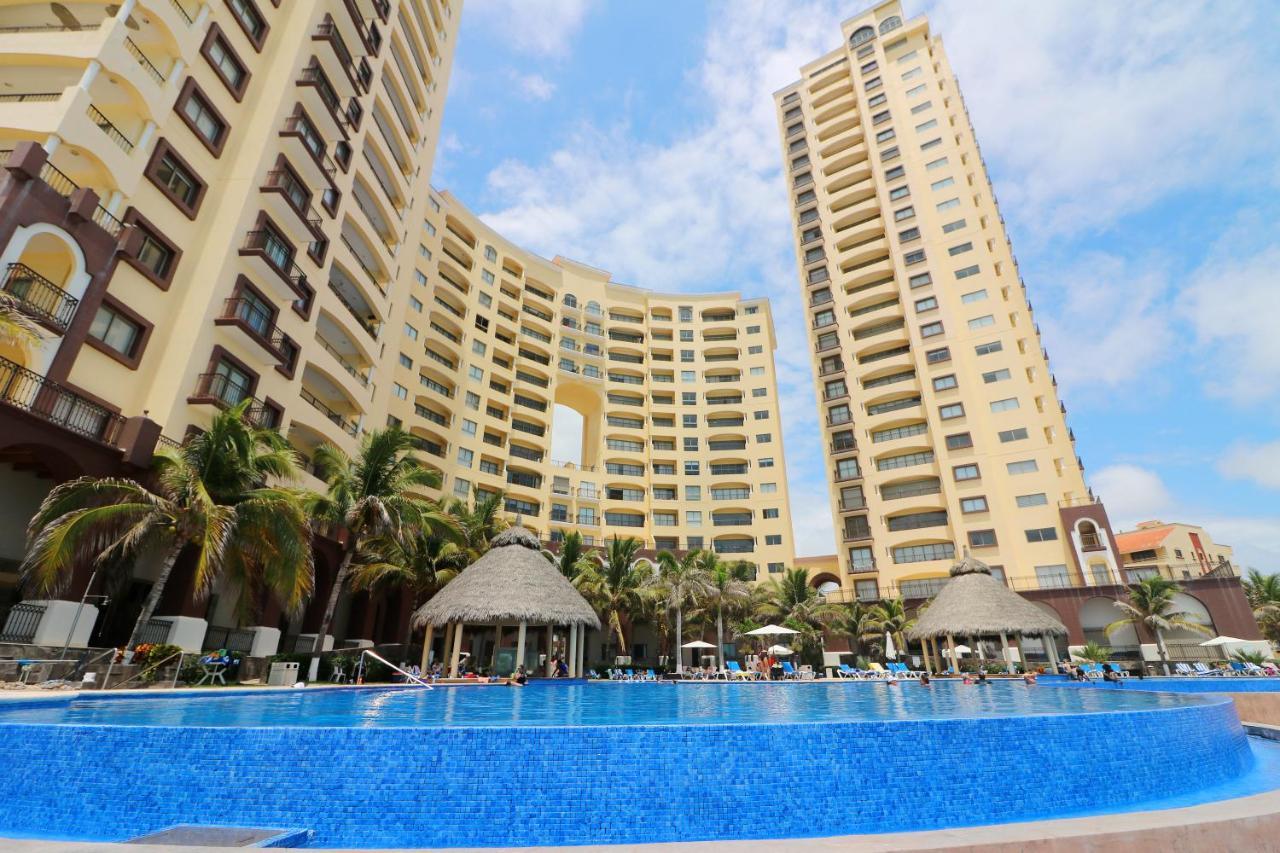 Departamento En Gavias Grand 920 Torre Sur * Mazatlán