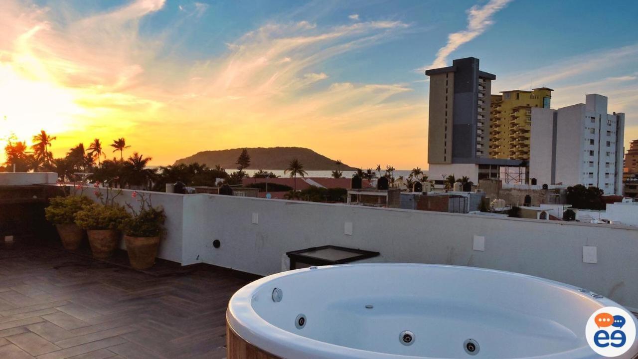 Pasos De Playa Ii Apartamento Mazatlán