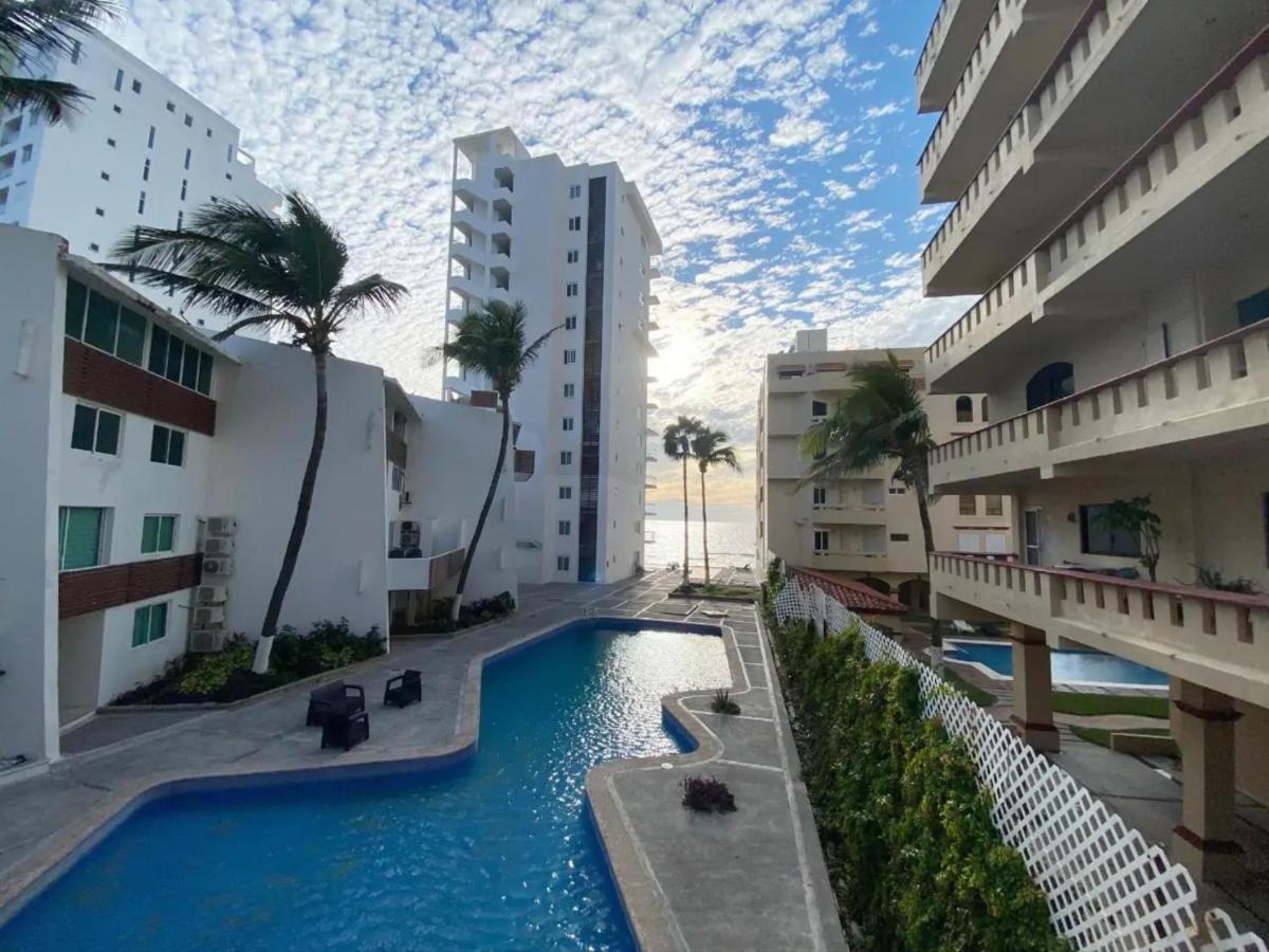 Departamento Con Vista Al Mar, Marina Del Sol-zona Cerritos * Mazatlán