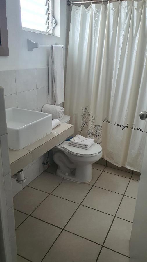 Apartment La *