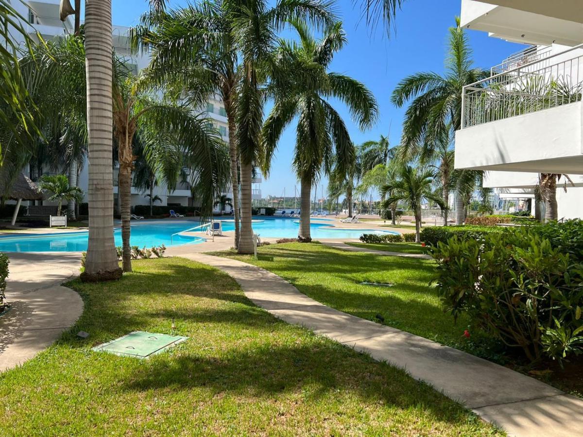 Apartamento Costa Veleros Marina 03 *