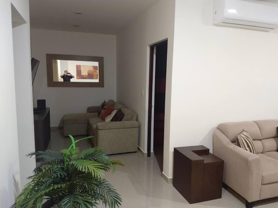 Departamento A 200 Mts De La Playa Y Alberca En Planta Baja Mazatlan