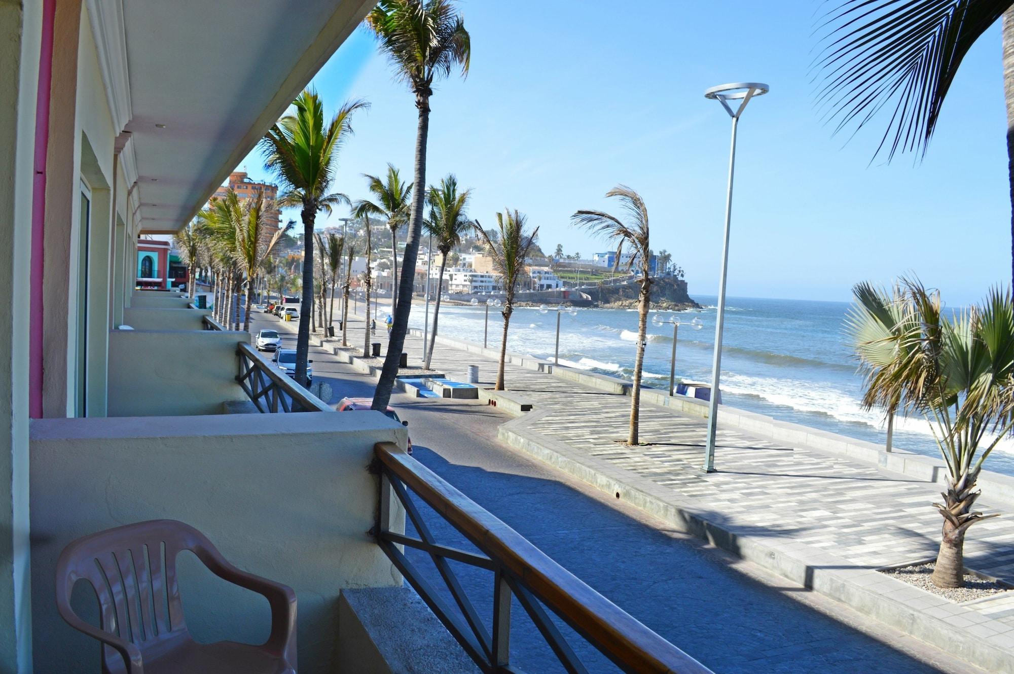La Siesta Malecon 3* Mazatlan