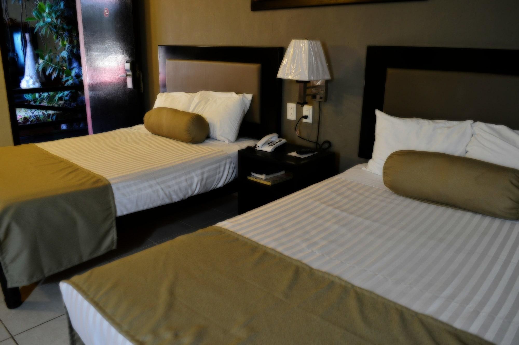 Hotel La Siesta Malecon