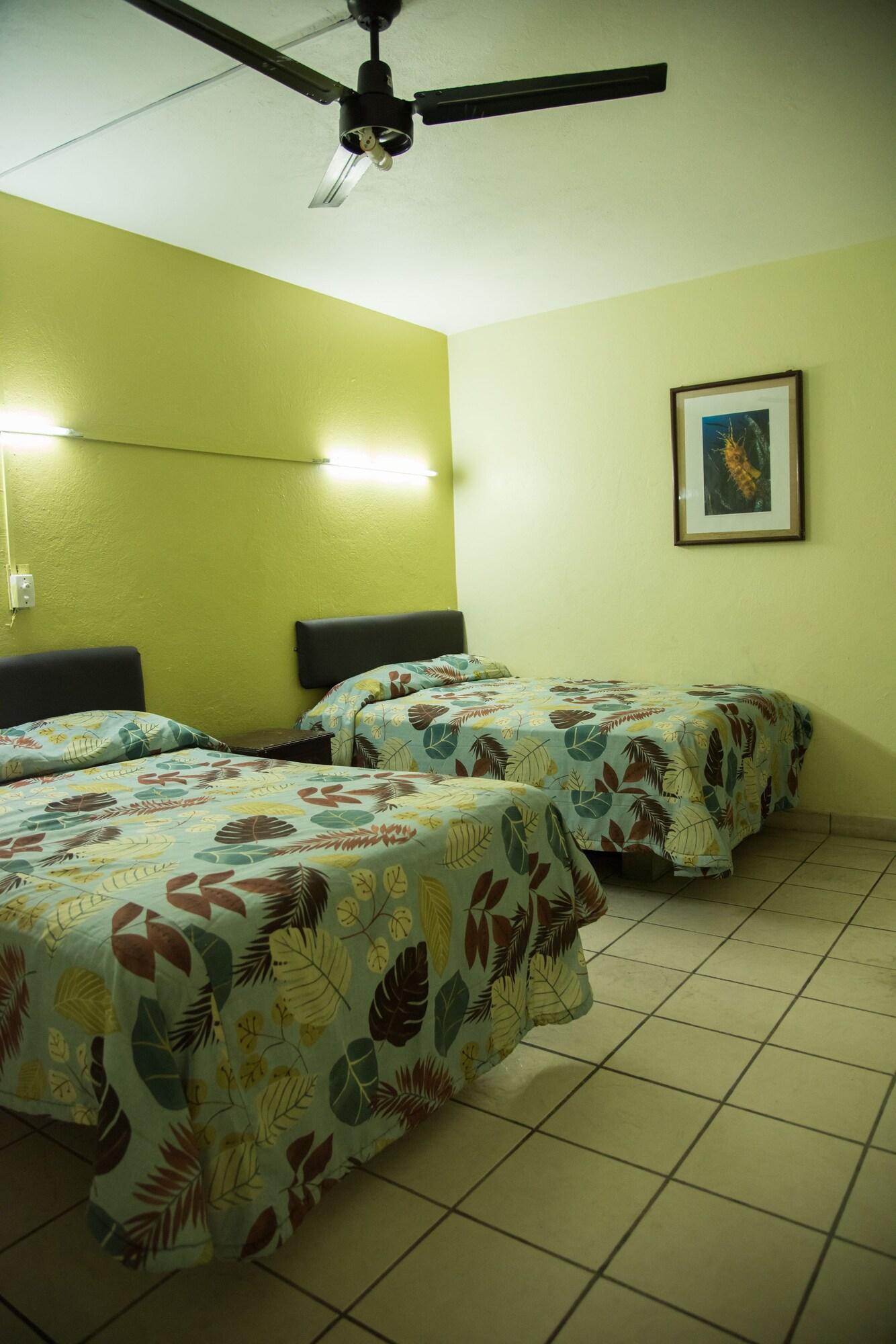 Esperanza Hotel 2*