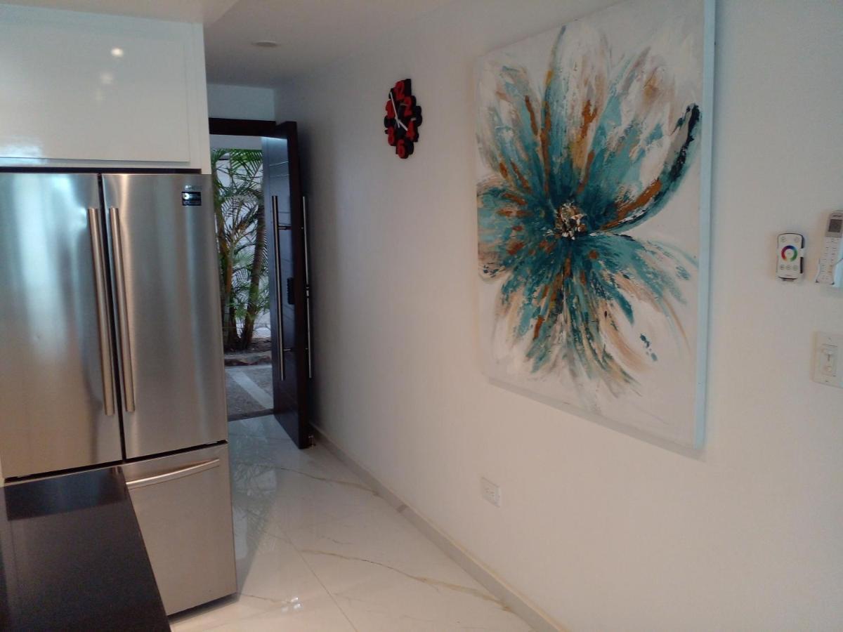 Apartment Marina Del Sol Directly On The Ocean 102