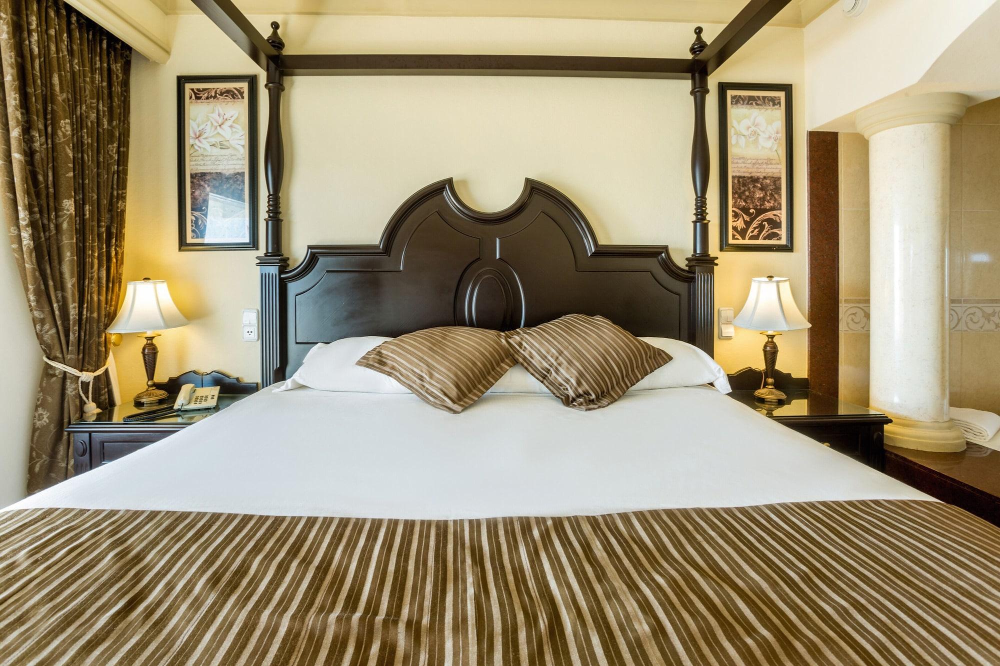 Riu Emerald Bay 3*