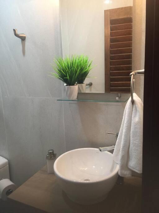 Apartamento Doña Licha. P/4 Pers. A 50 M Del Mar. Mazatlán