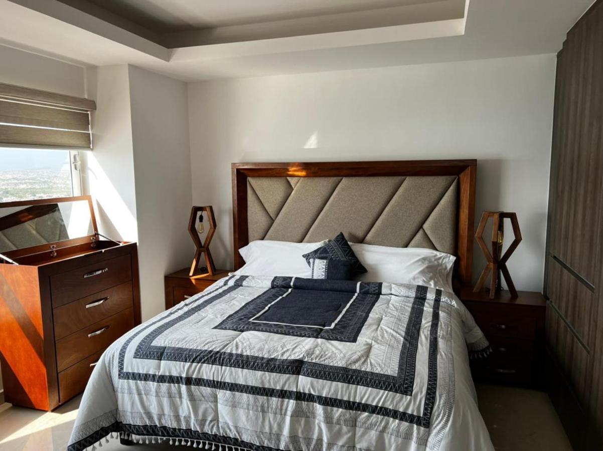 Apartamento Luxury En Malecón, Alberca Infinity&jacuzzi