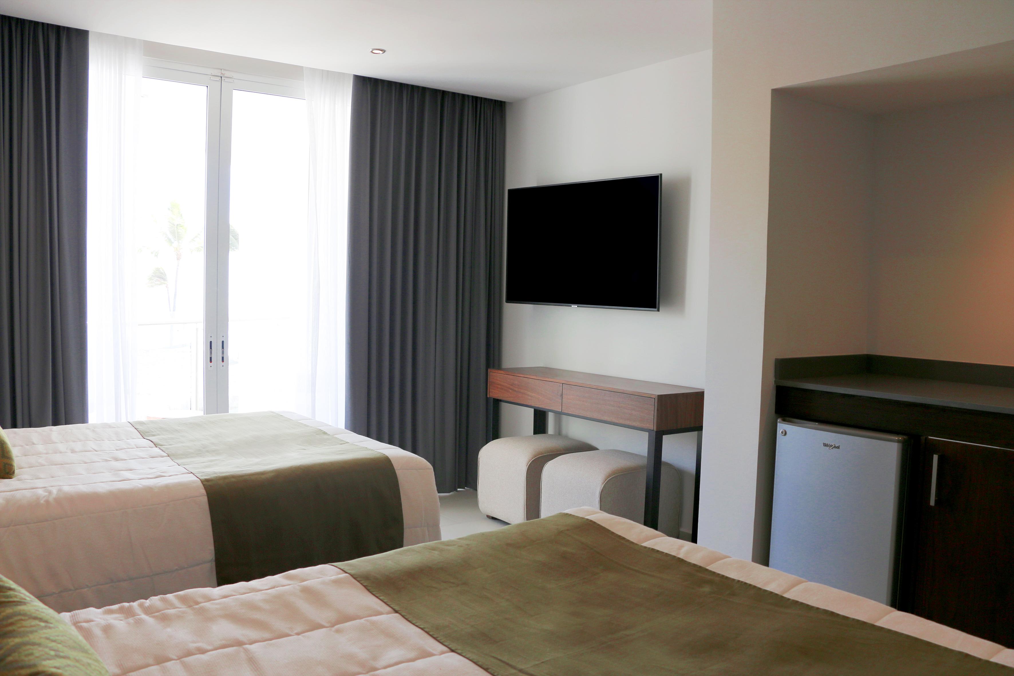 Hotel The At