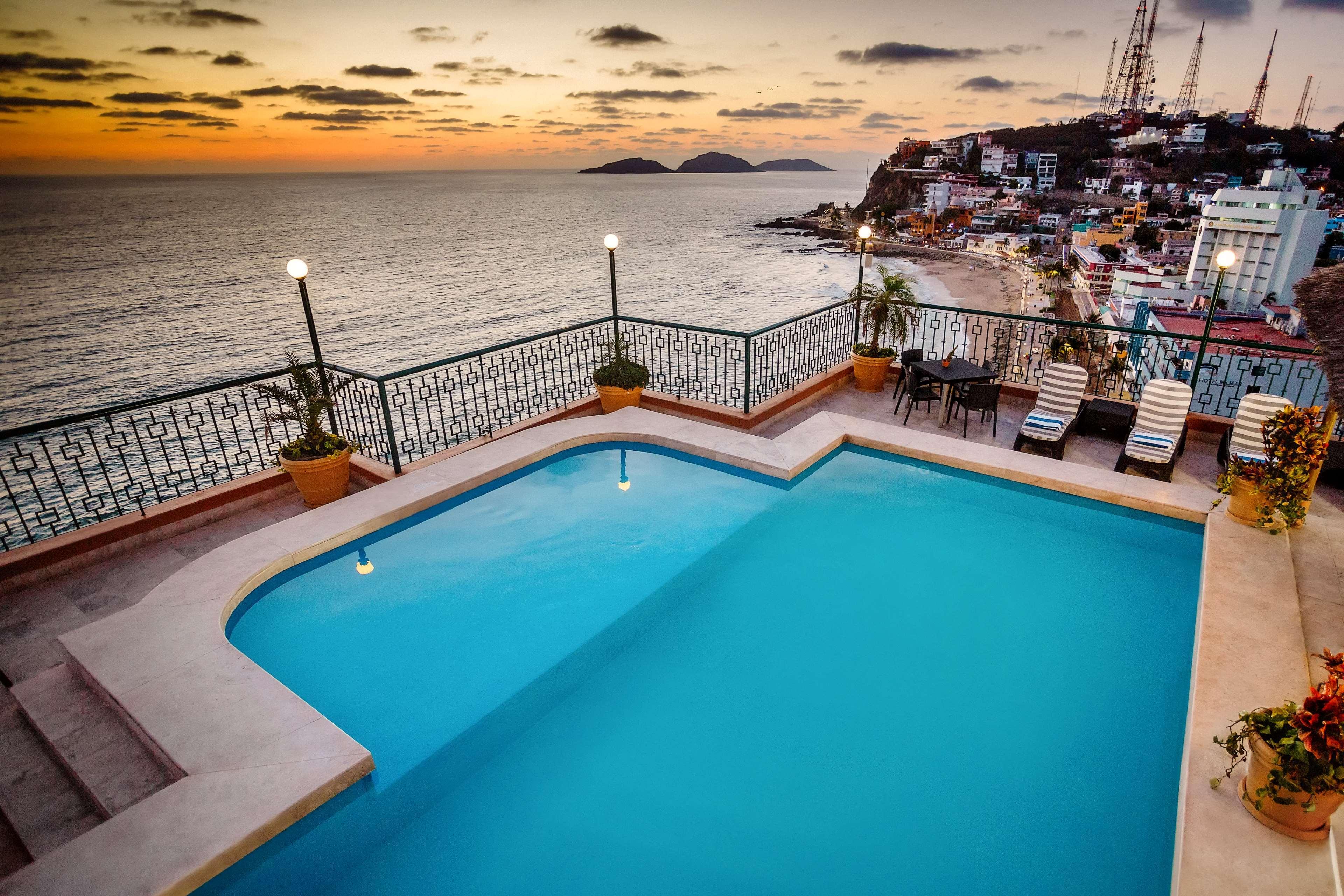 Western Freeman Hotel 3*