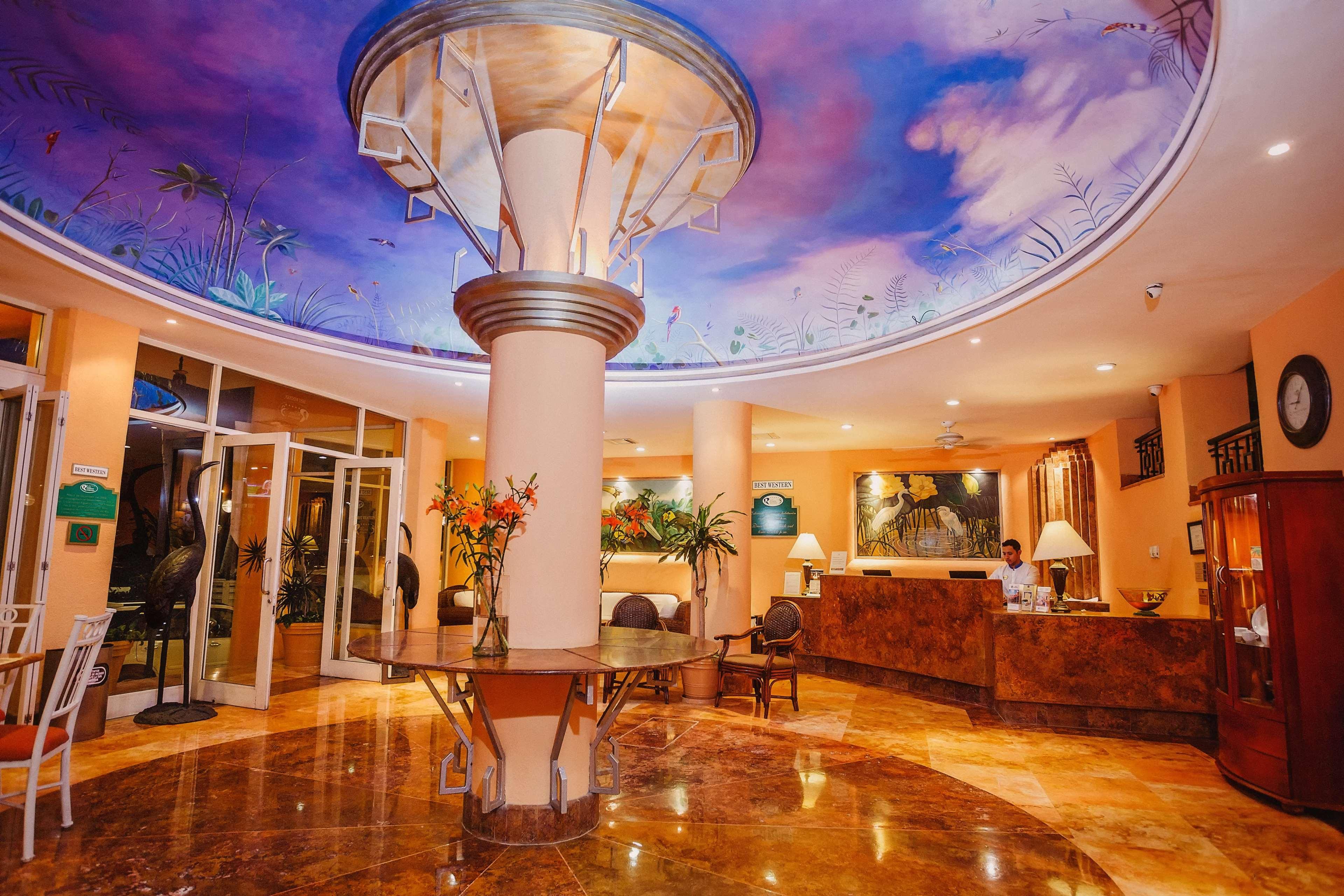 Hotel Western Freeman 3*