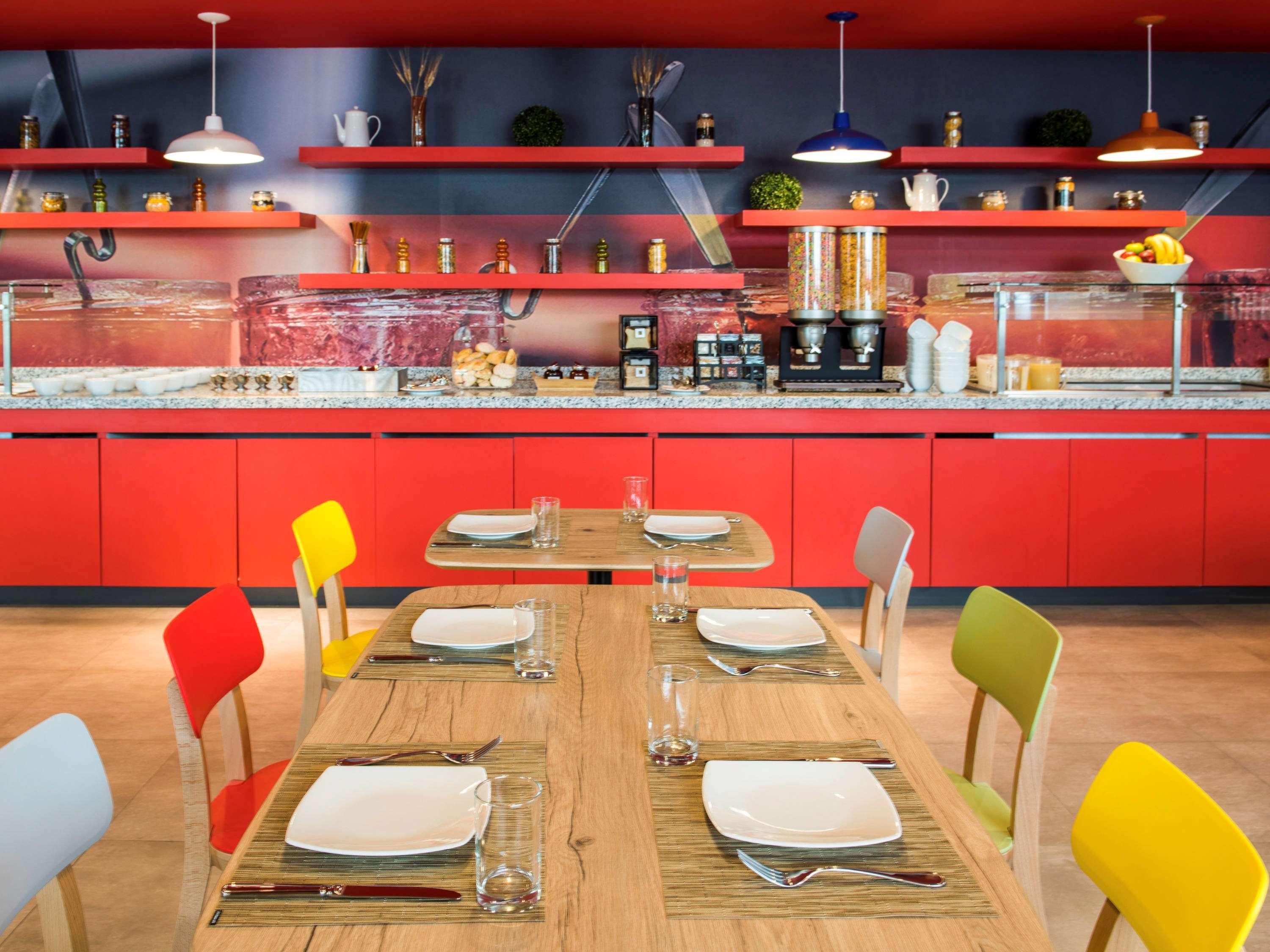 Hotel Ibis Marina 3*
