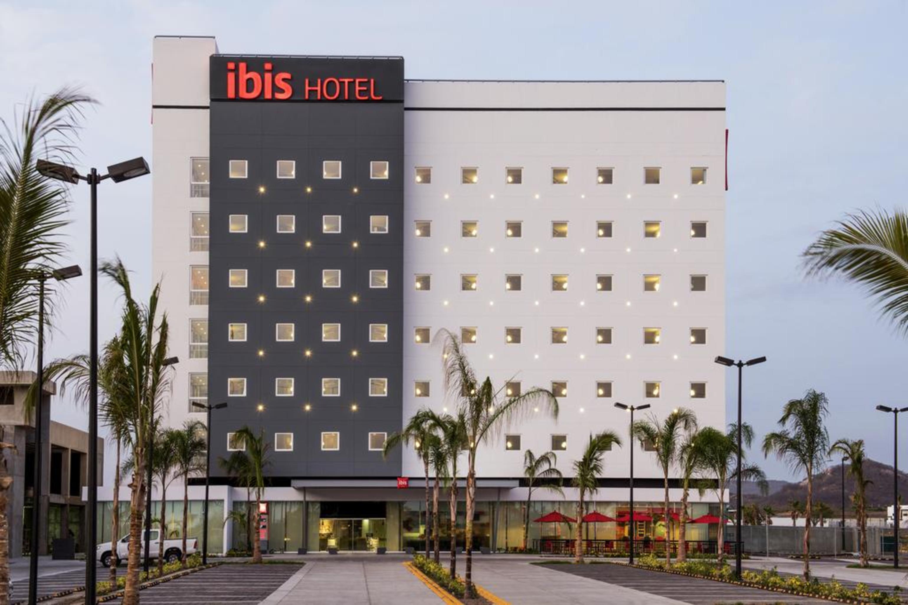 Ibis Marina 3*