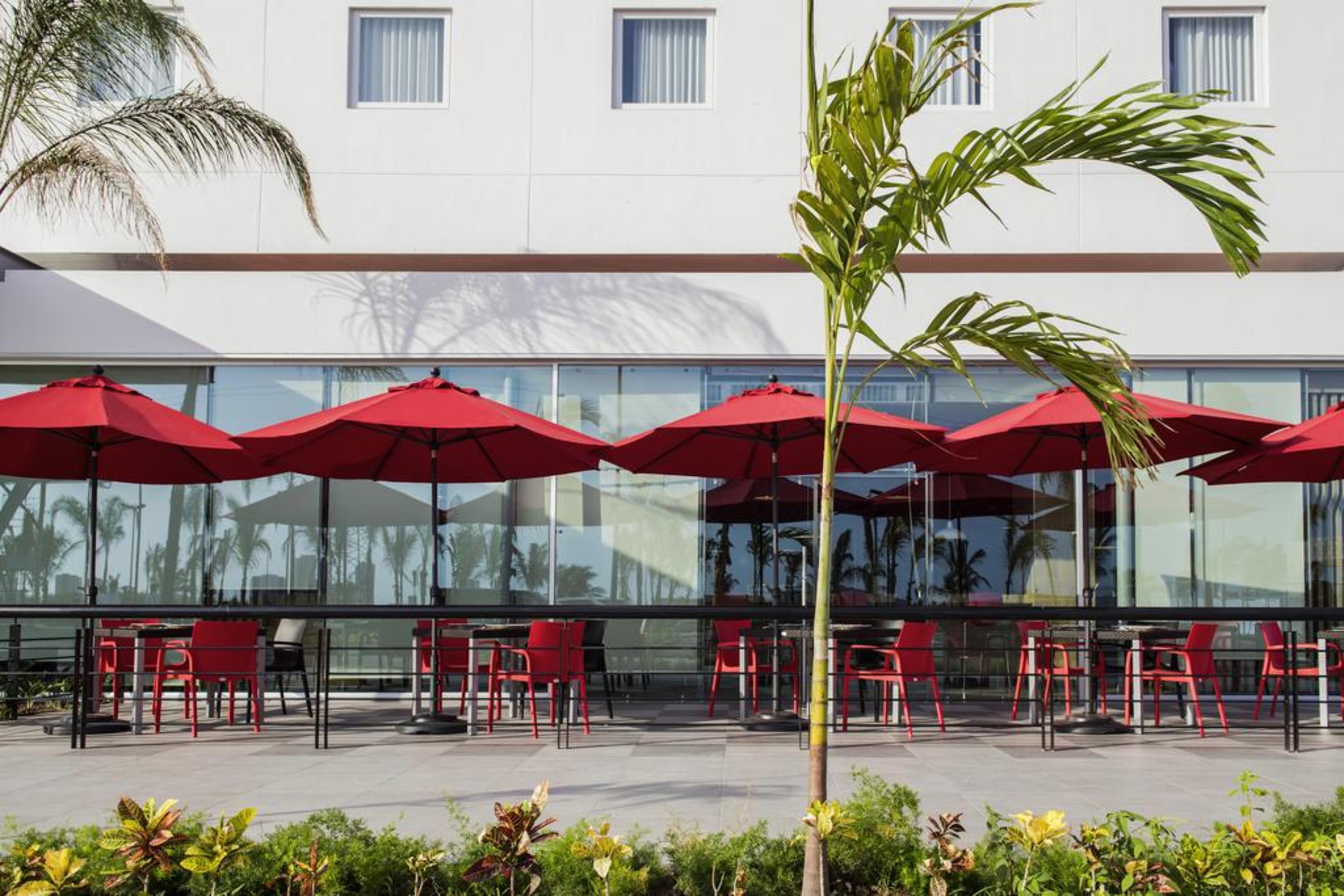Ibis Marina 3*