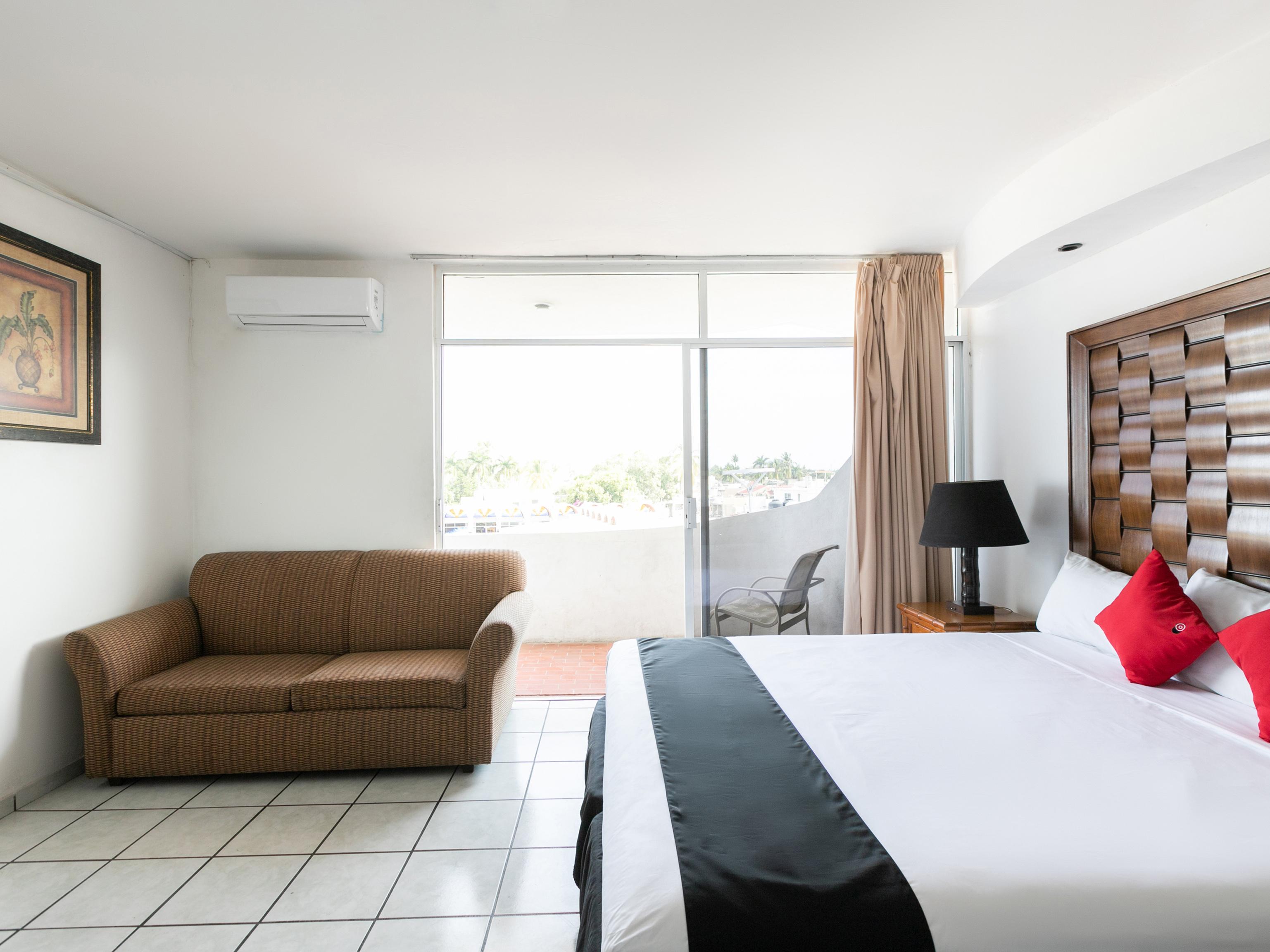 Capital O Zona Dorada Inn, Hotel 4*