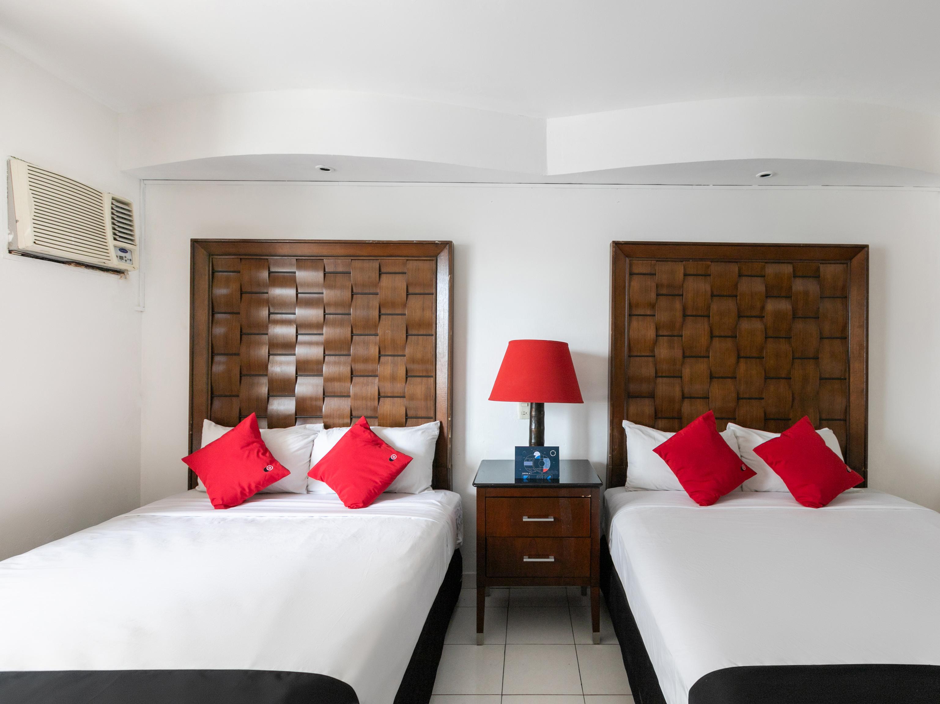 Capital O Zona Dorada Inn, Hotel 4*