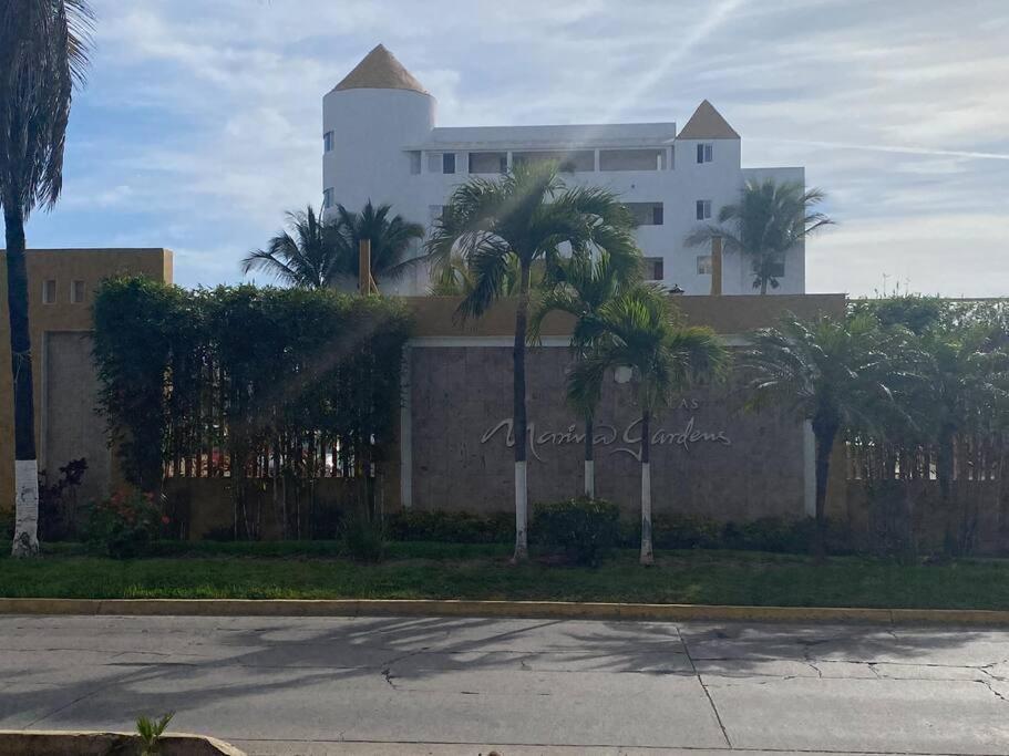 Marina Gardens Nuevo 2 Con Alberca * Mazatlán
