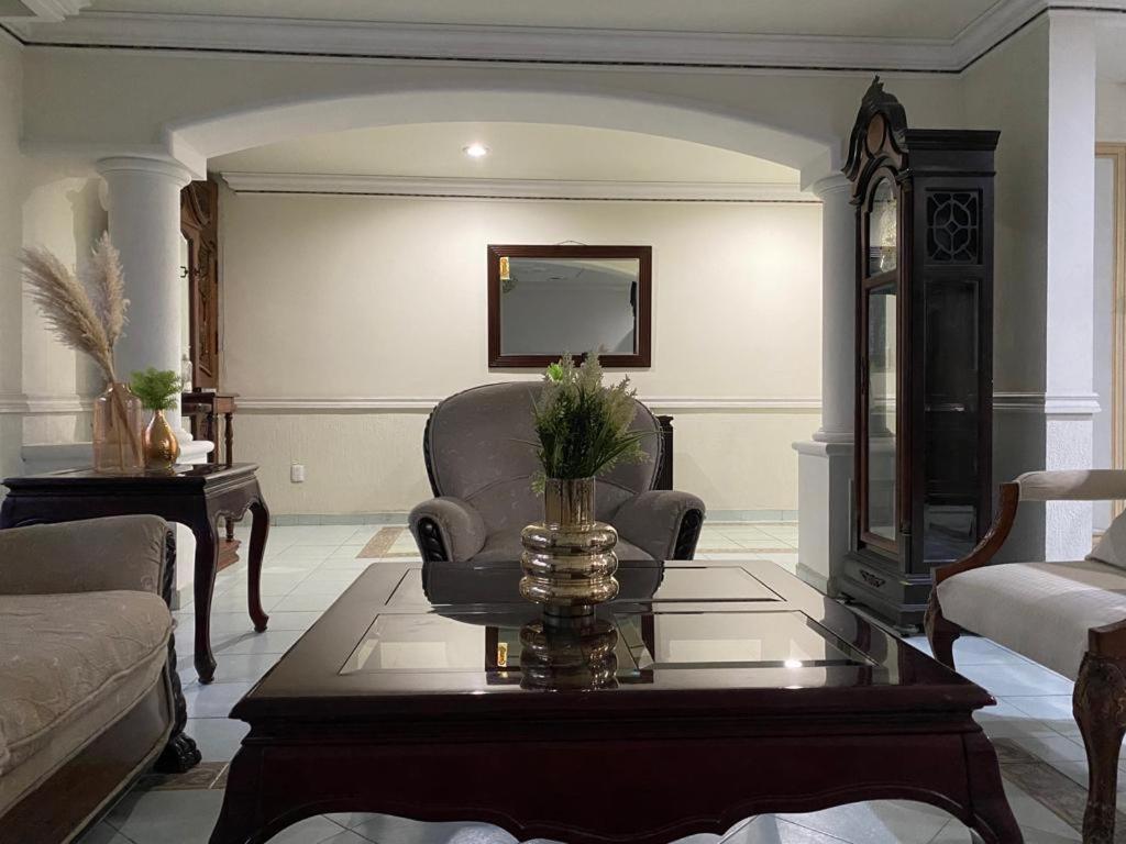 Boutique Beehive Coliving Hotel Mazatlán