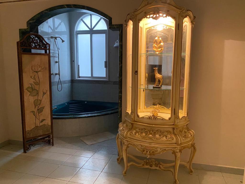 Boutique Beehive Coliving Hotel