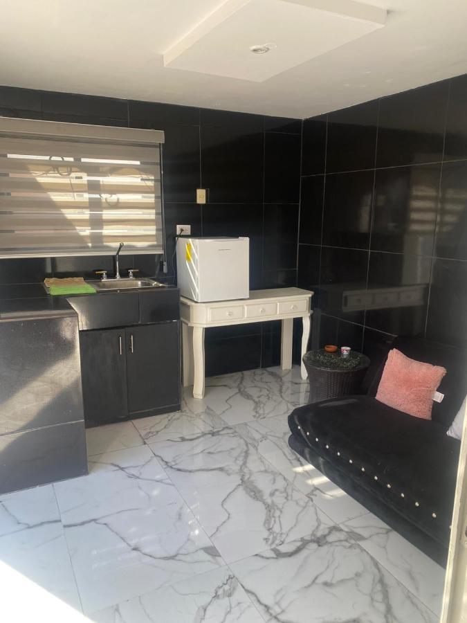 Hostel La Casona Boutique Lomas