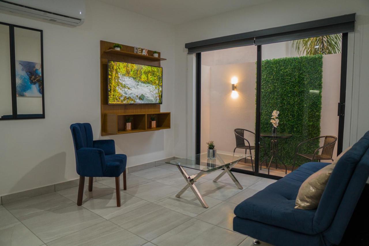Planta Baja, A 10 Minutos De La Playa, Gran Alberca Y Mini Golf!! * Mazatlán