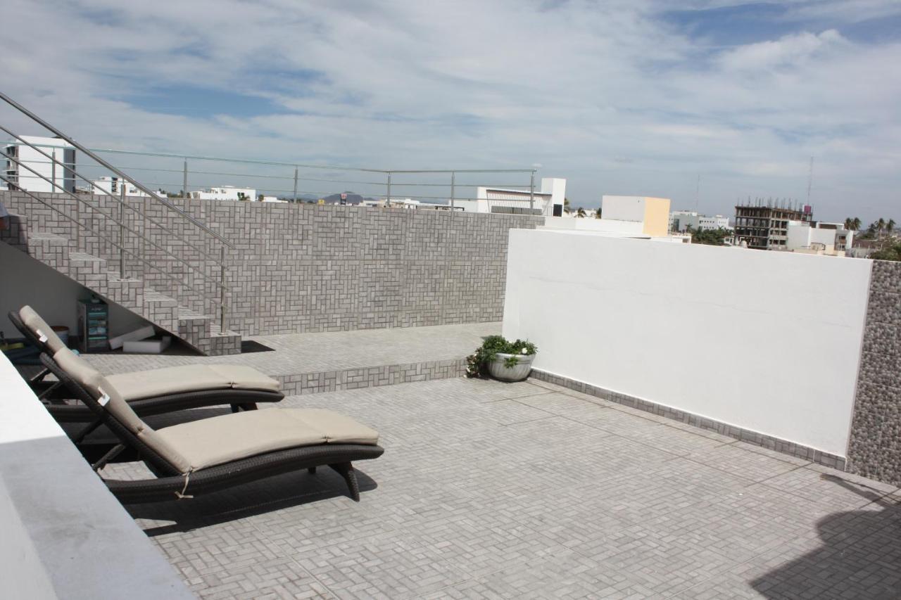 2br/2ba 1 Block To Ocean! - Unit #5 * Mazatlán
