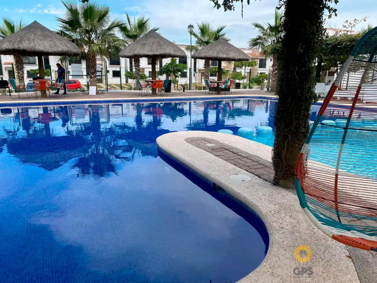 Apartamento Azul Marino Hermosa Casa Familiar En Residencial