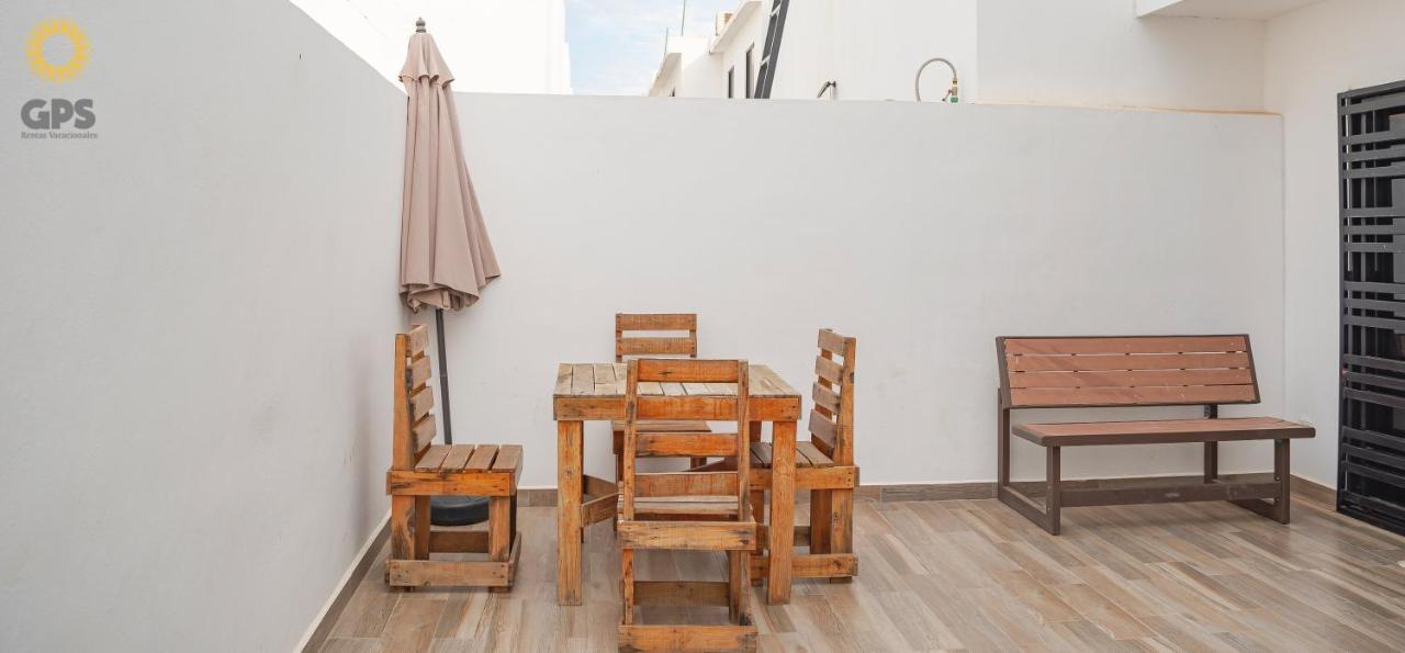 Apartamento Azul Marino Hermosa Casa Familiar En Residencial