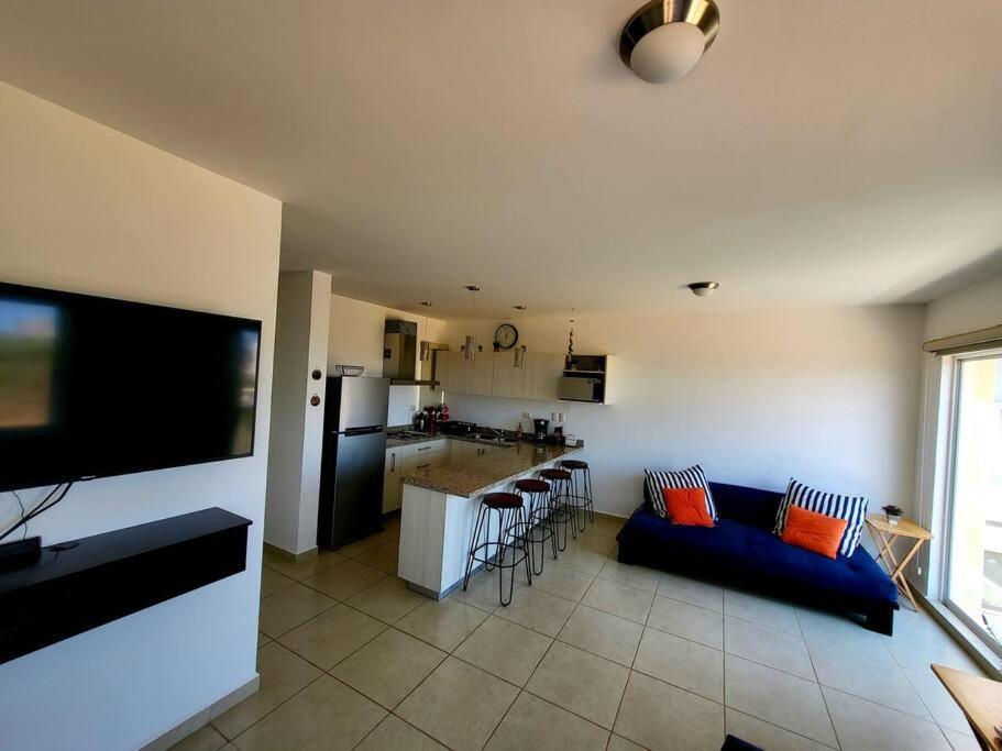 Almar Depart Cerritos Apartamento