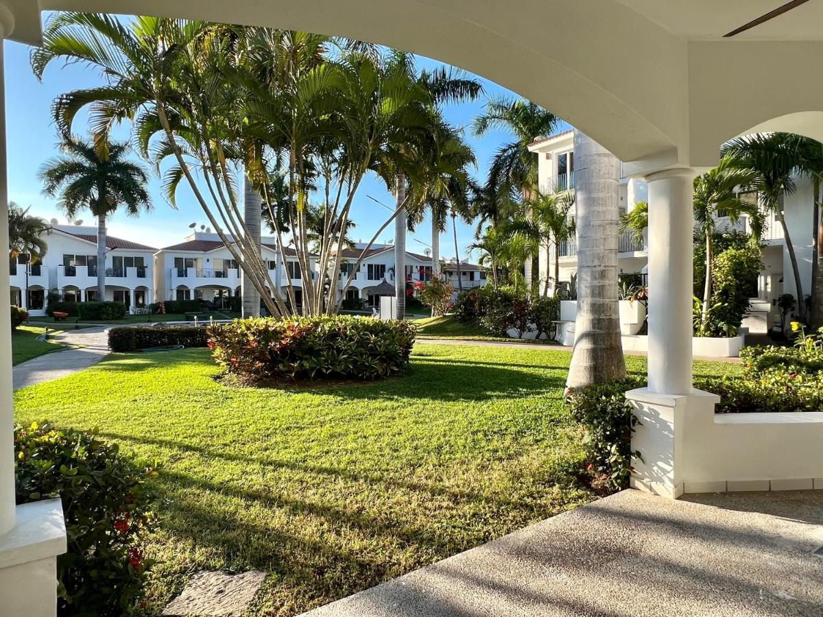 Apartamento Cozy Modern With Pool In Golf Course