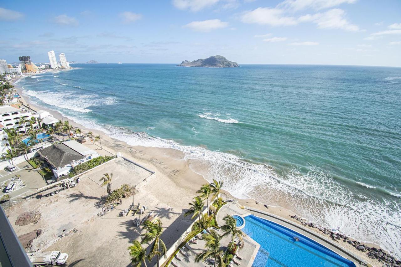 Heated Pool Stunning Gavias Golden