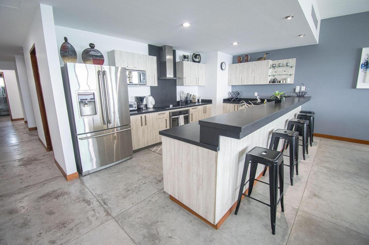 Stunning 18th Floor Views Apartamento *