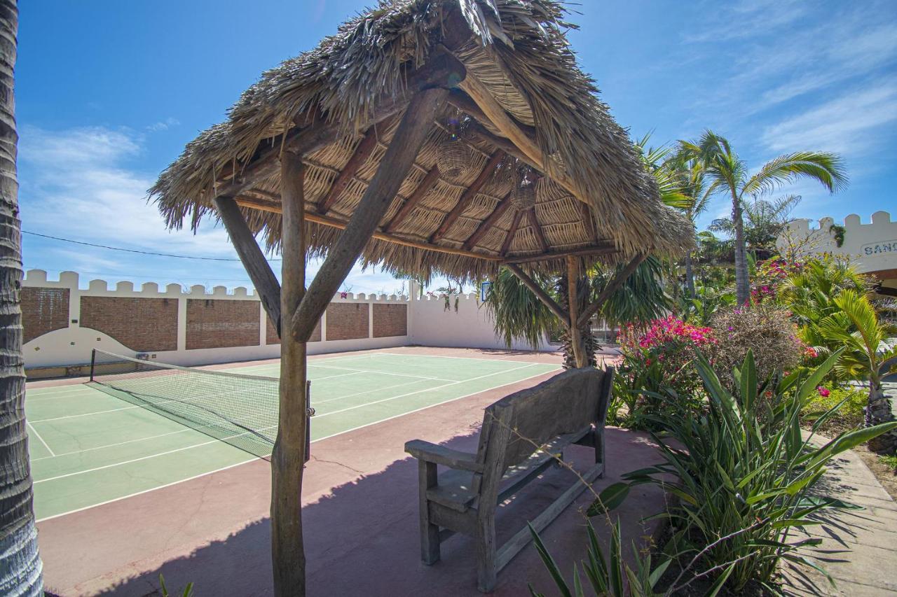 Sandcastle Beachfront With Pool Apartamento Mazatlán