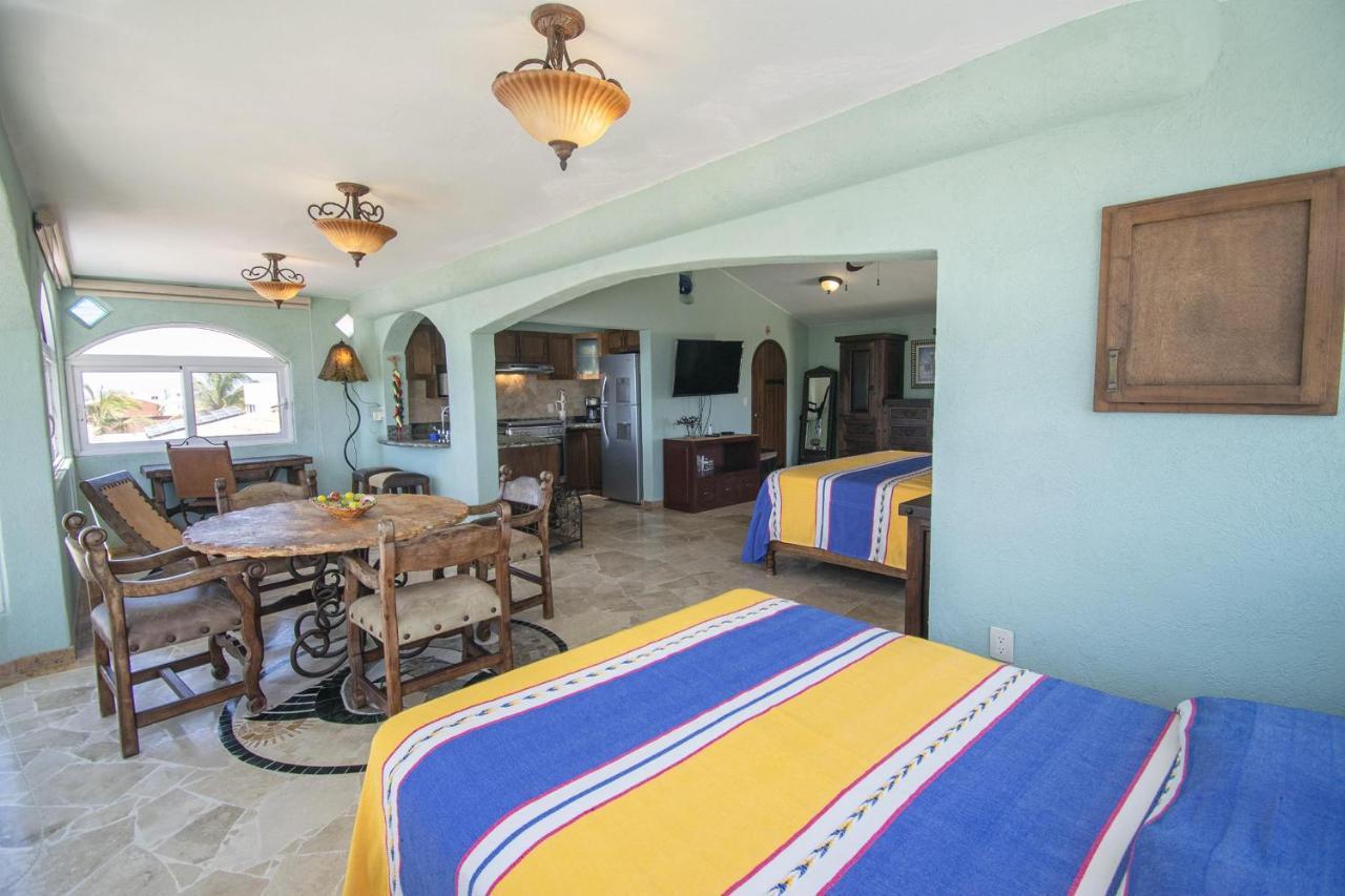 Sandcastle Beachfront With Pool * Mazatlán