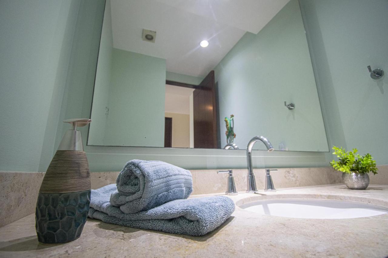 Heated Pool Stunning Gavias Golden Apartamento *