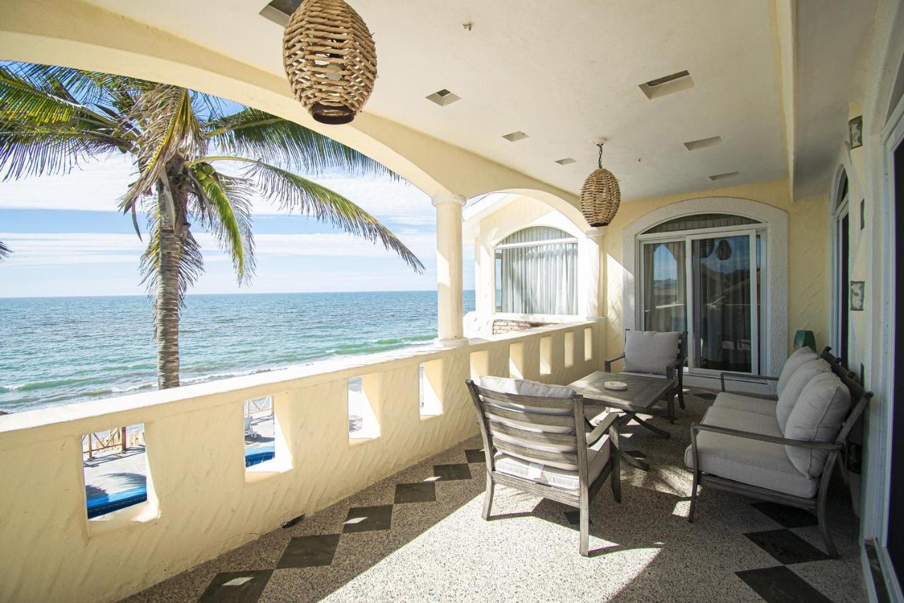 Sandcastle Beachfront With Pool Apartamento Mazatlán