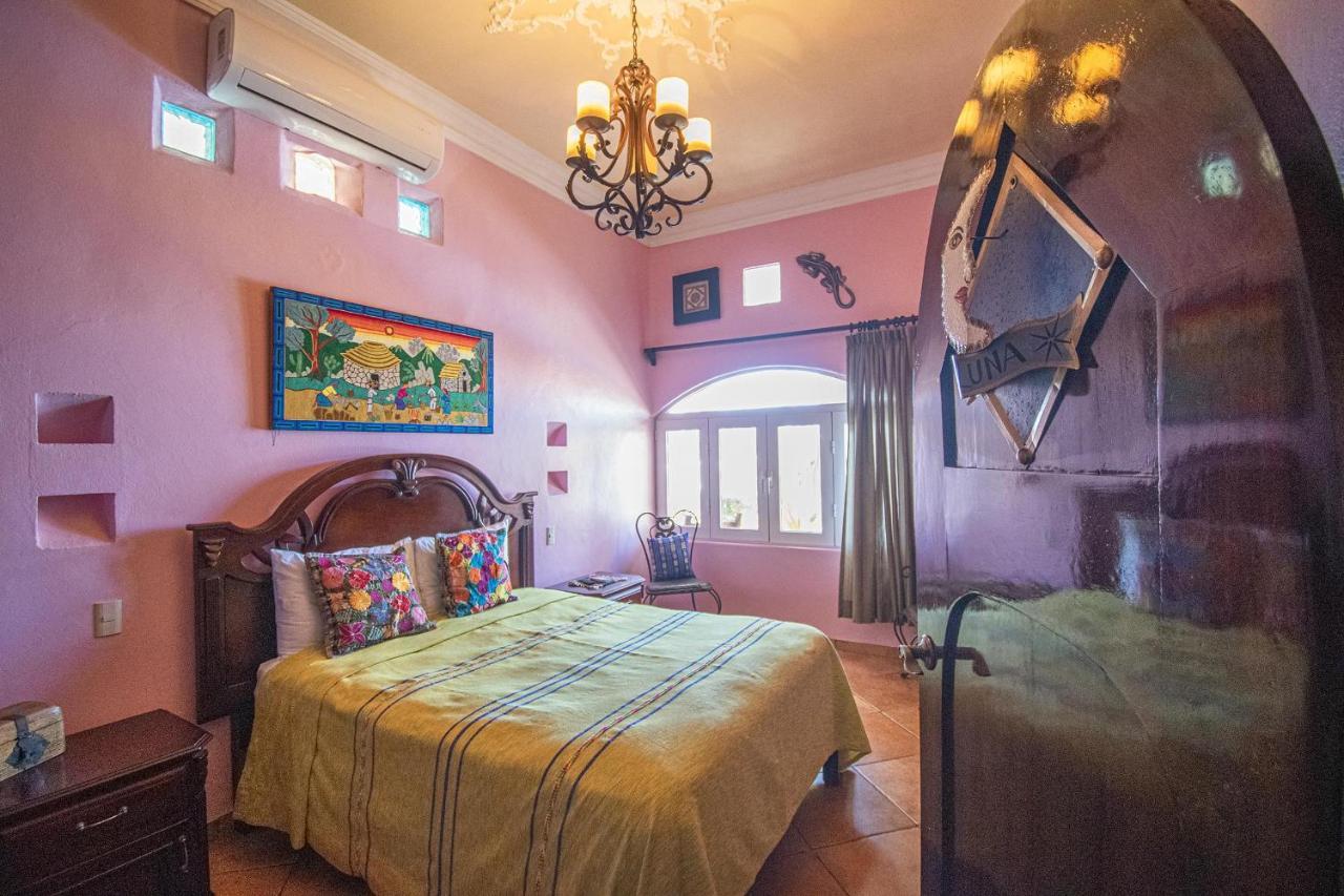 Sandcastle Beachfront With Pool Apartamento Mazatlán