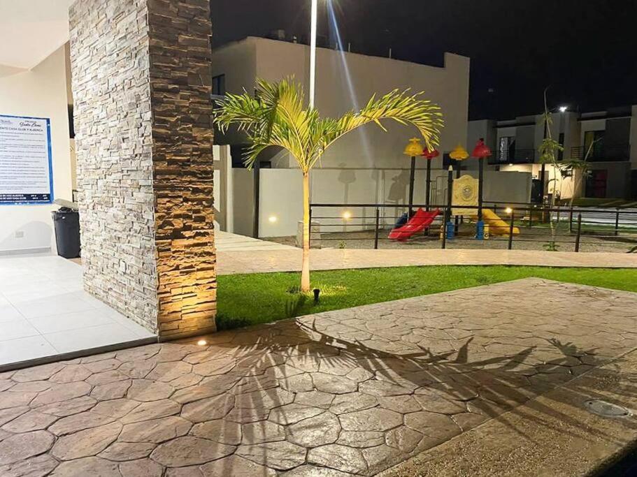 Сasa de vacaciones Hermosa Y Acogedora Casa En Privada
