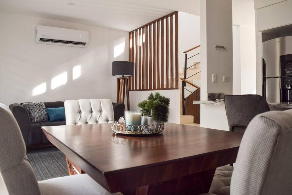Hermosa Y Acogedora Casa En Privada *