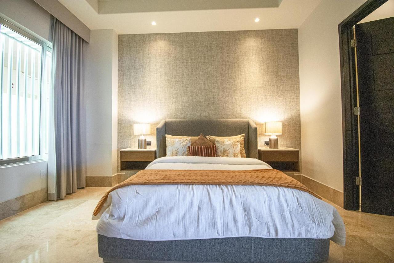 Experience Penthouse Living-solaria Tower