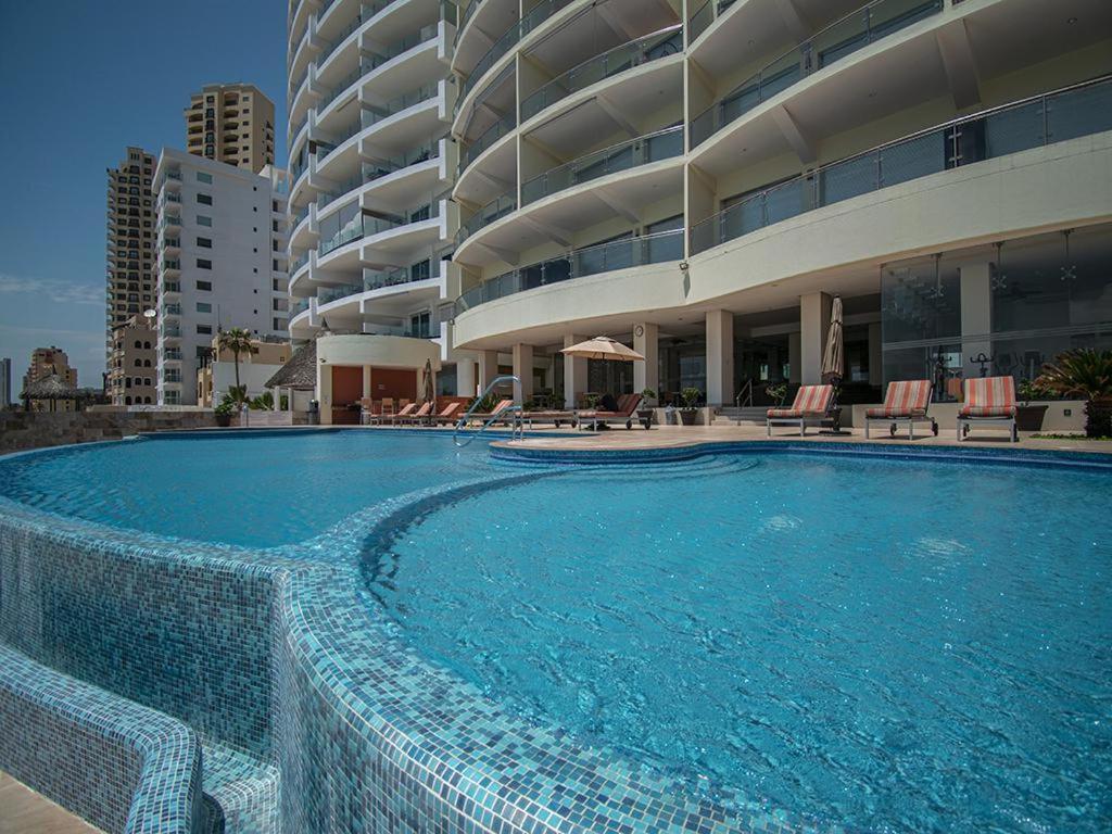 Experience Penthouse Living-solaria Tower Apartamento