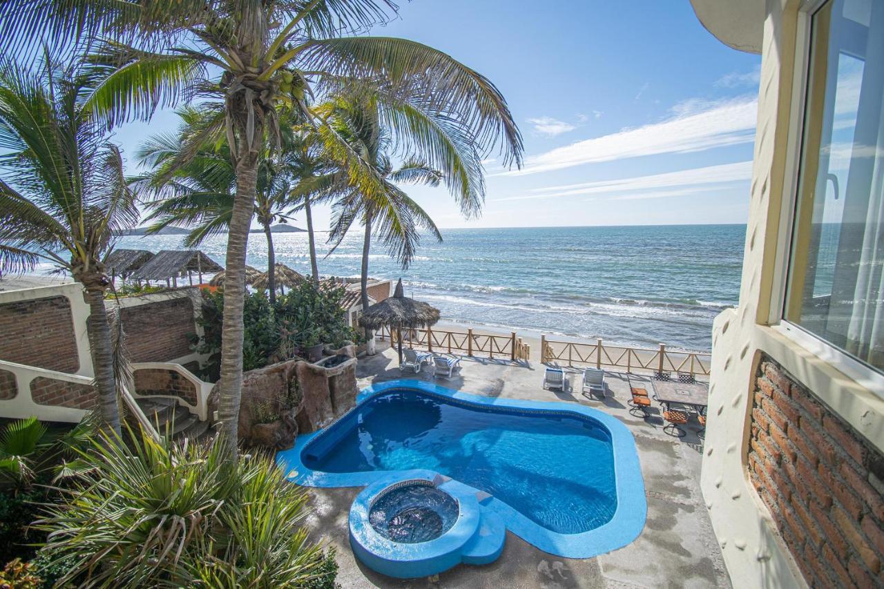 Sandcastle Beachfront With Pool Mazatlán
